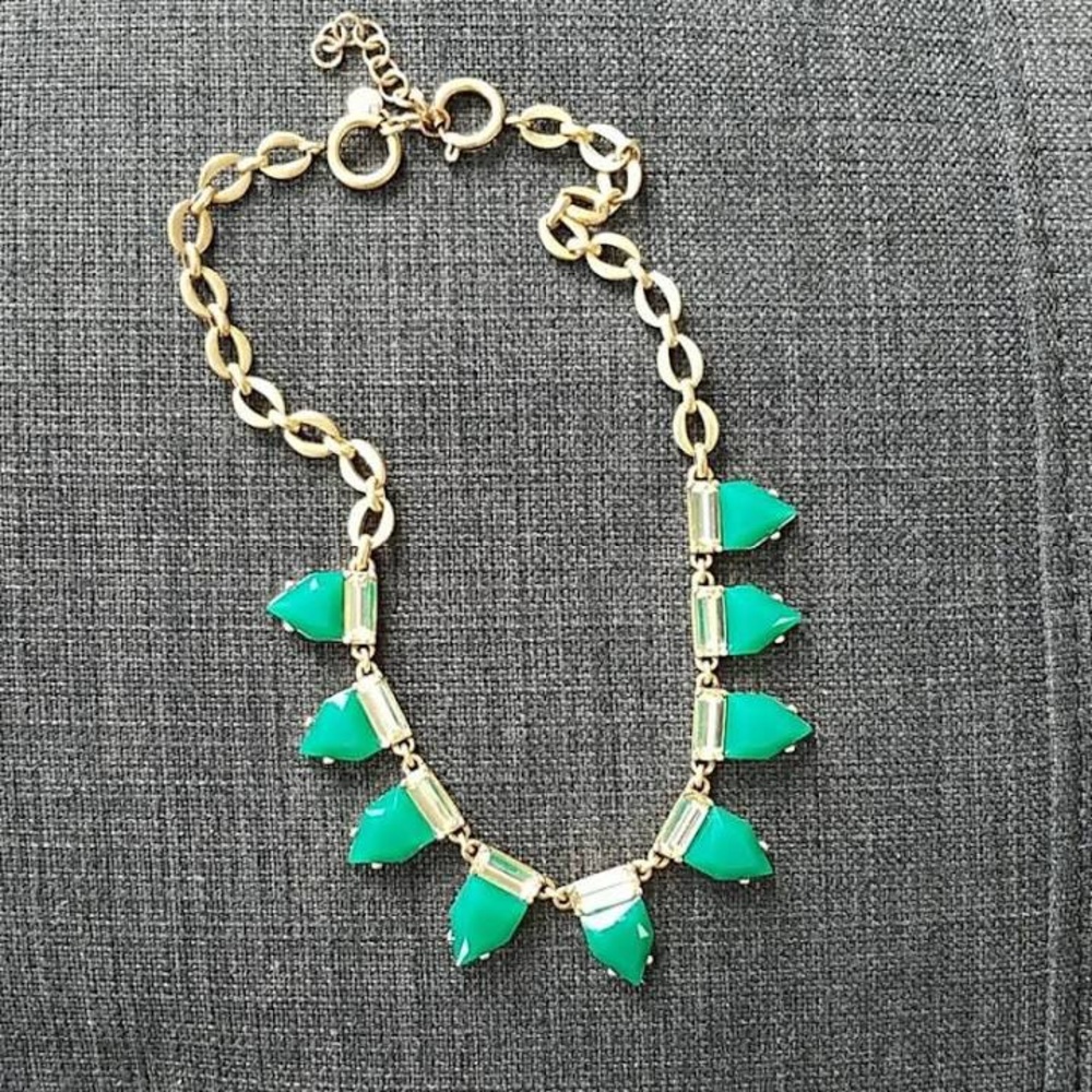 Stella And Dot Eye Candy Necklace Emerald Gem